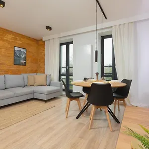 apartment-kruszyska-bemowo-by-renters.warsawhotelspoland.com/