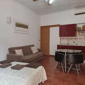 sunny-holiday-studio.hotelsinnerja.org/