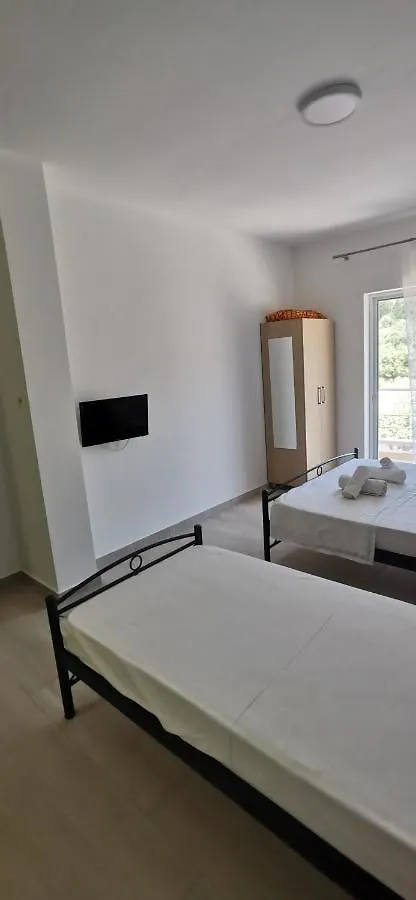 Apollon'S Apartments Himarë