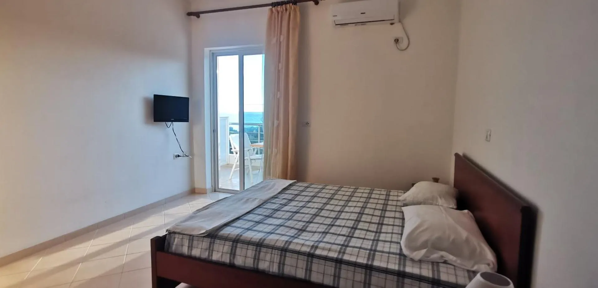 Apollon'S Apartments Himarë